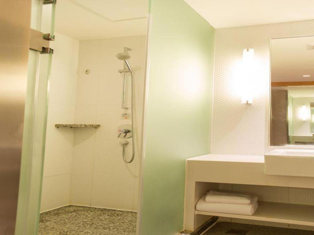 Ji Hotel Guangzhou Yuexiu Park Екстериор снимка